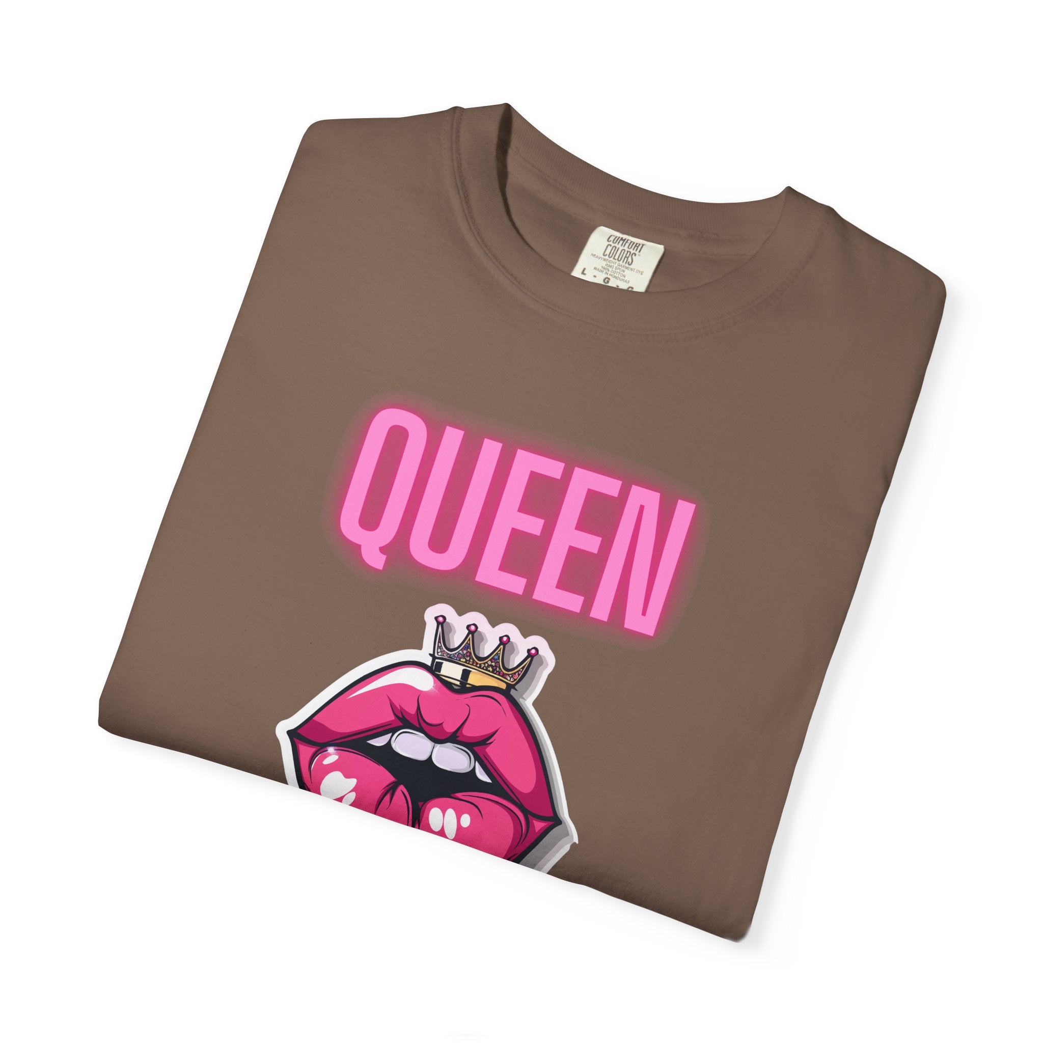 Queen Lip Graphic T-Shirt — Feminine Crowned Lips Tee