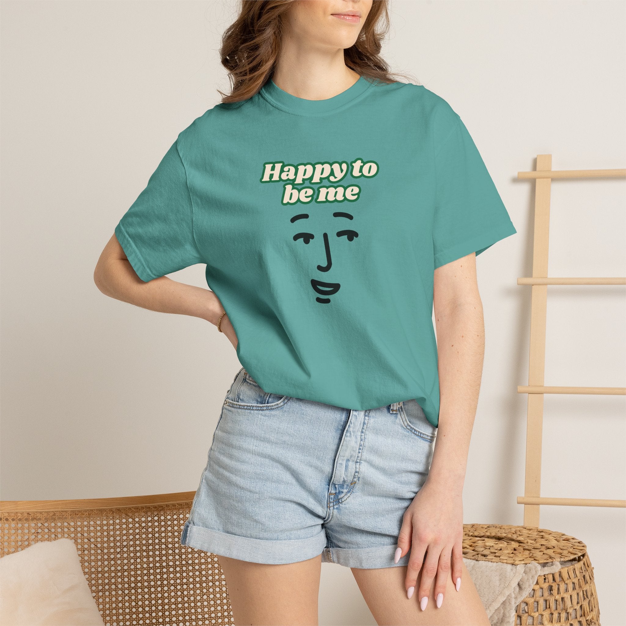 Happy to Be Me Face Graphic T-Shirt | Positive Slogan Tee